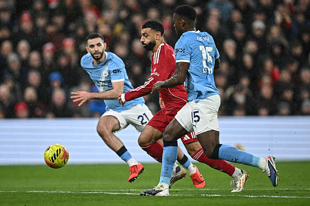 Ảnh bài viết Neville không còn nhận ra Salah ở trận thua Man City