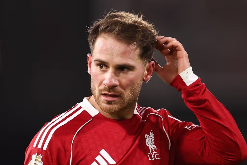 Ảnh bài viết Mac Allister đang trở thành gánh nặng của Liverpool