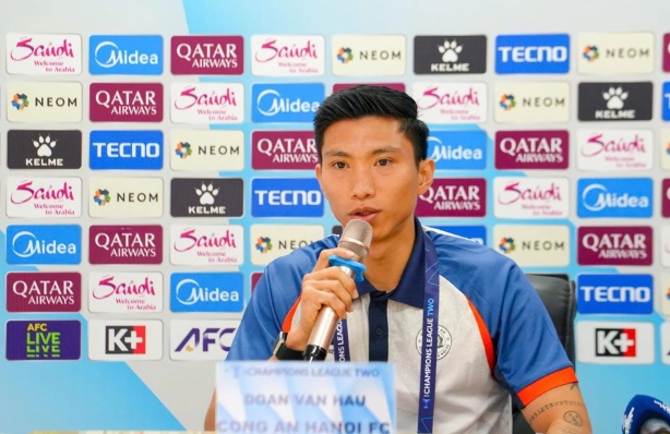 Ảnh bài viết Văn Hậu cùng CAHN quyết thắng Tampines Rovers tại Cúp C2 châu Á