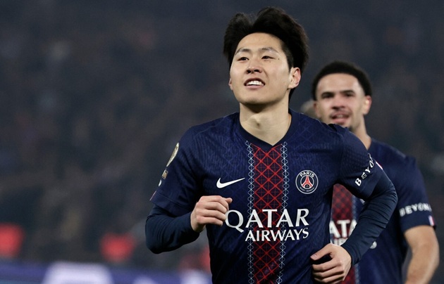 Lee Kang-in đ&atilde; toả s&aacute;ng trong chiến thắng đậm của PSG.