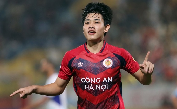 Đang xuất hiện những đồn đoán về việc CLB hạng ba Trung Quốc muốn mua Đình Bắc.