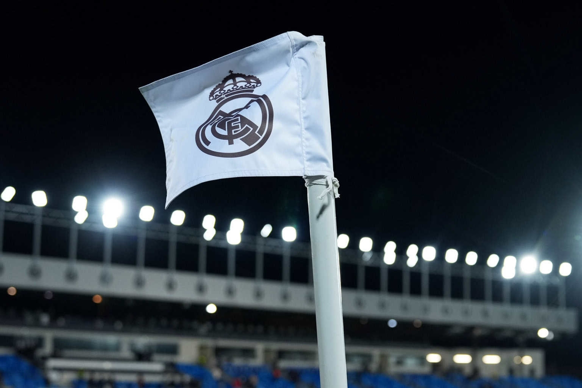 Ảnh bài viết CHÍNH THỨC: Real Madrid bắt tay UEFA, khai tử Super League