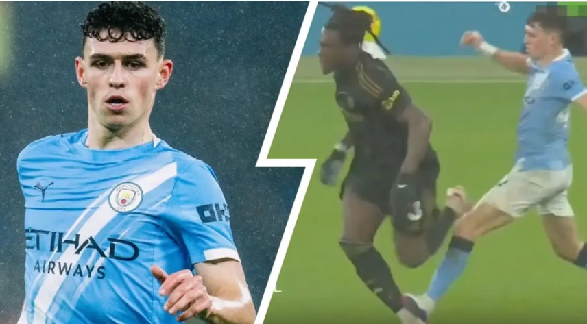 Foden có pha phạm lỗi nguy hiểm với cầu thủ Fulham.