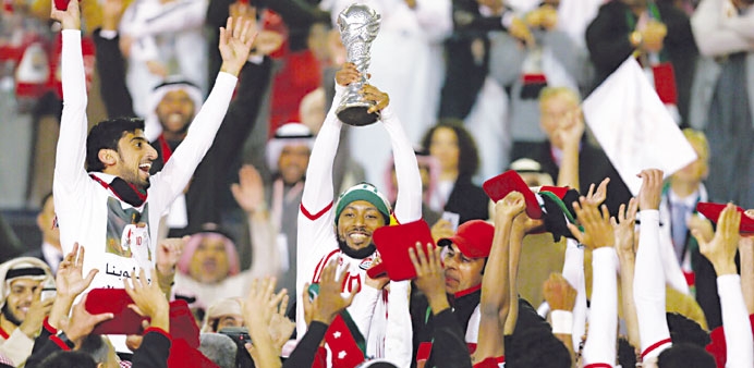 UAE lần đầu v&ocirc; địch Gulf Cup 1997.