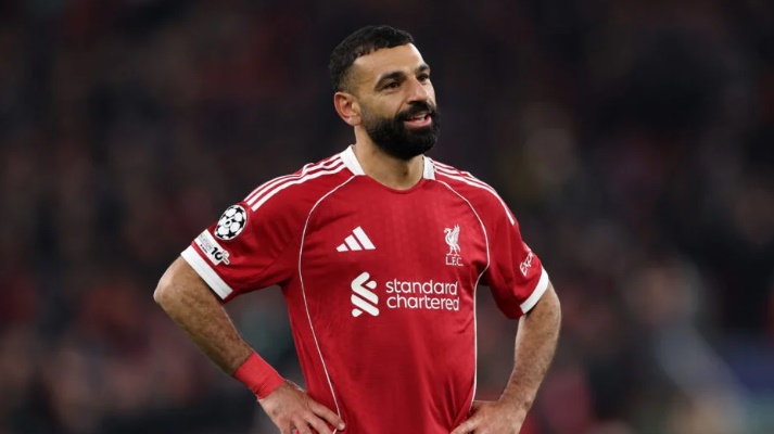 Liverpool đối mặt với quyết định quan trọng d&agrave;nh cho Salah.