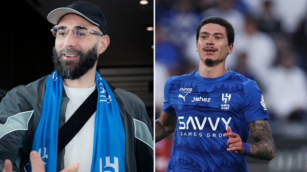 Benzema đ&aacute; văng Nunez khỏi đội h&igrave;nh của Al-Hilal.