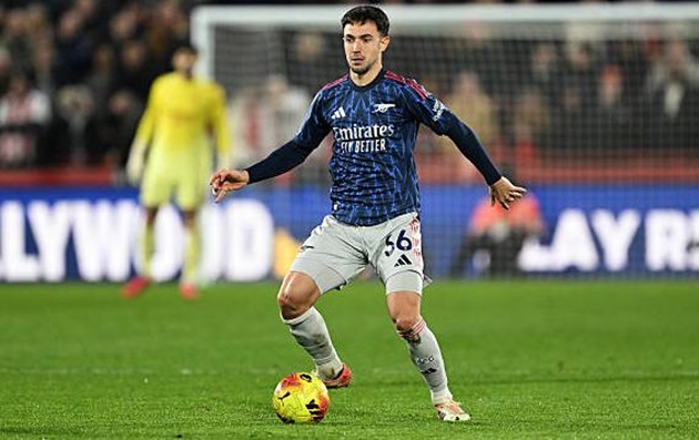 Martin Zubimendi: 6.6 Một m&agrave;n tr&igrave;nh diễn dưới sức của t&acirc;n binh n&agrave;y. Anh kh&ocirc;ng gi&uacute;p Arsenal kiểm so&aacute;t trận đấu như kỳ vọng khi Brentford dần lấy lại thế trận, đồng thời gặp nhiều kh&oacute; khăn trong việc triển khai b&oacute;ng xuy&ecirc;n suốt c&aacute;c tuyến.