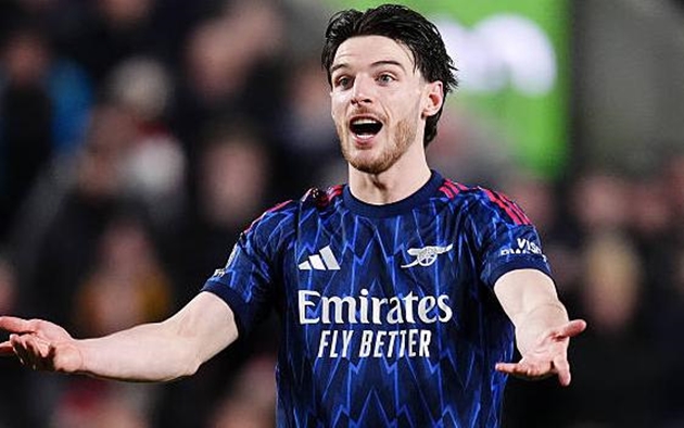 Ảnh bài viết Declan Rice lên tiếng khi Arsenal bị Man City áp sát