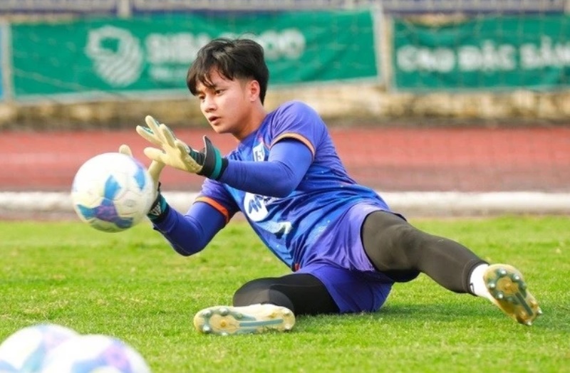 Việc thường xuy&ecirc;n đối diện với những quả 11 m&eacute;t cũng gi&uacute;p cho c&aacute;c thủ m&ocirc;n cải thiện tr&igrave;nh độ.