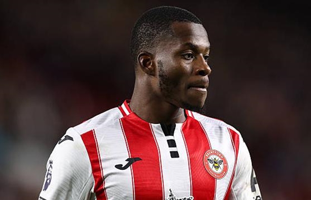 Ảnh bài viết Man City đại chiến MU vì mục tiêu Michael Kayode