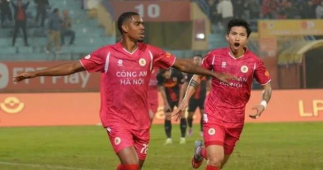 Ảnh bài viết Tiến Linh và Tuấn Hải sa sút, V.League thành sân chơi của Tây