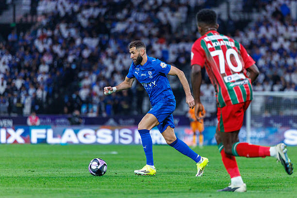 Ảnh bài viết Benzema gây thất vọng, Al Hilal vẫn giữ vững ngôi đầu