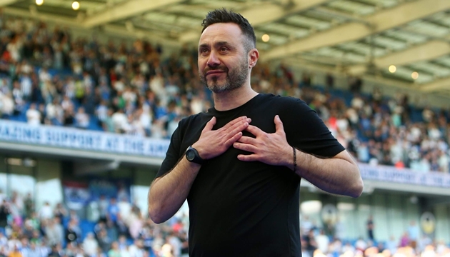 De Zerbi cũng là một trong những ứng viên hàng đầu ngồi ghế nóng Quỷ đỏ.