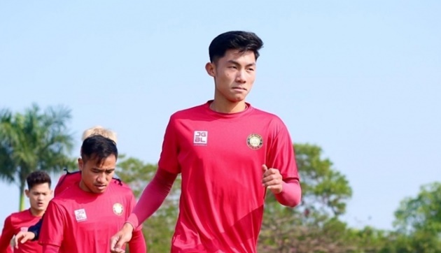 Thanh H&oacute;a sẽ vắng Đ&igrave;nh Huy&ecirc;n v&igrave; &aacute;n treo gi&ograve;.