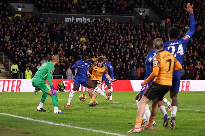 Ảnh bài viết Sarr lập kỷ lục chuyền bóng số 1 hàng thủ Chelsea