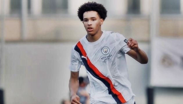 Kasen Brown lọt vào tầm ngắm Man United.