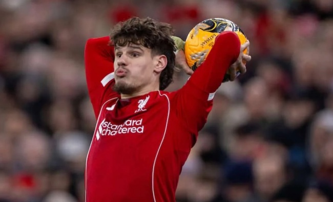 Milos Kerkez c&oacute; trận đấu xuất sắc.