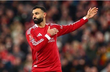 Ảnh bài viết Salah xóa tan tin đồn rời Anfield bằng hành động đầy cảm xúc