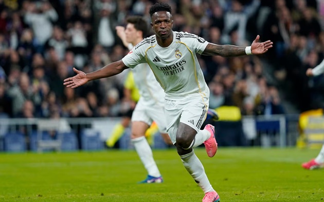 Vinicius bay cao dưới sự dẫn dắt của Arbeloa.