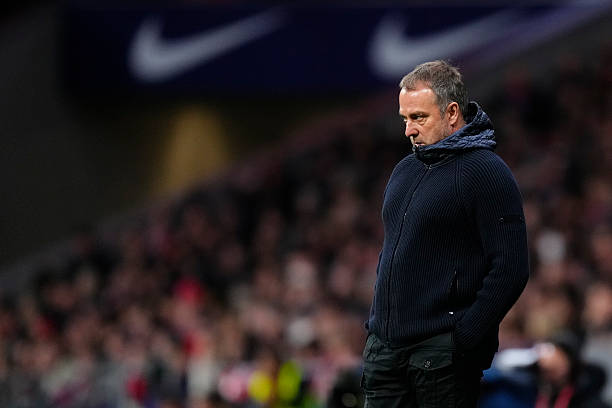 HLV Hansi Flick cần giúp Barcelona nhanh chóng tìm lại cảm giác chiến thắng.