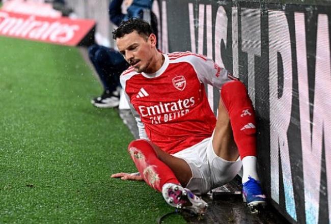 D&agrave;n sao Arsenal đối mặt lịch thi đấu khốc liệt.