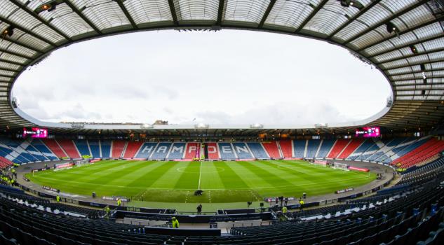 SVĐ Hampden Park huyền thoại.