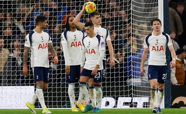 Tottenham đang trải qua m&ugrave;a giải thảm họa tại Ngoại hạng Anh.