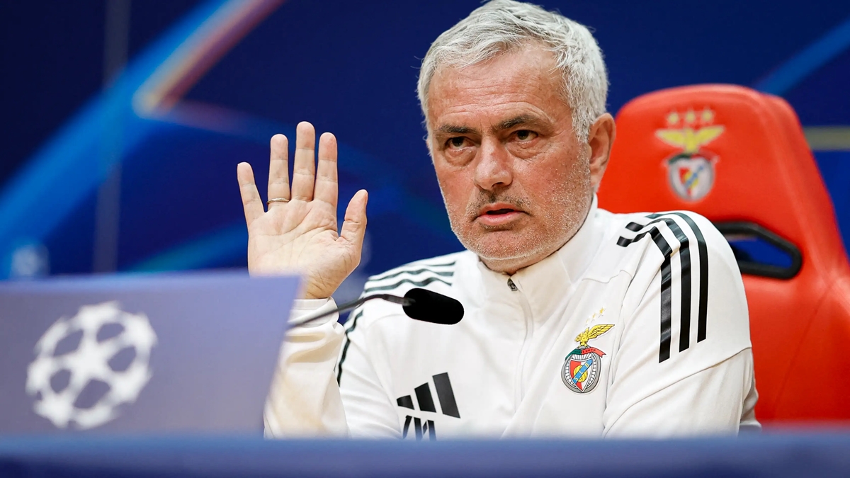 Jose Mourinho cảnh giác trước cuộc tiếp đón Real Madrid.