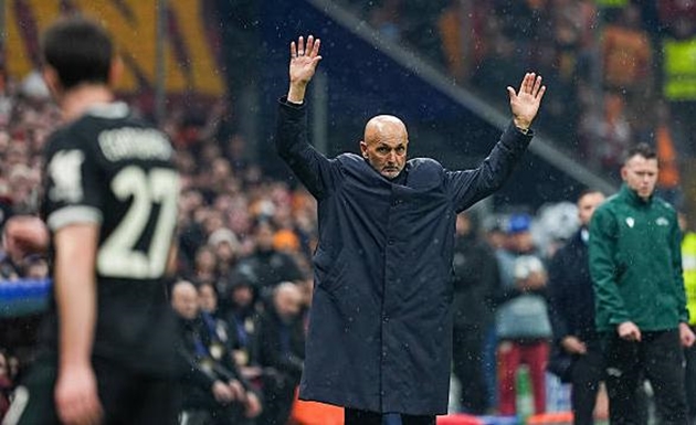 Juventus kh&oacute; l&ograve;ng lật ngược thế cờ ở trận lượt về.