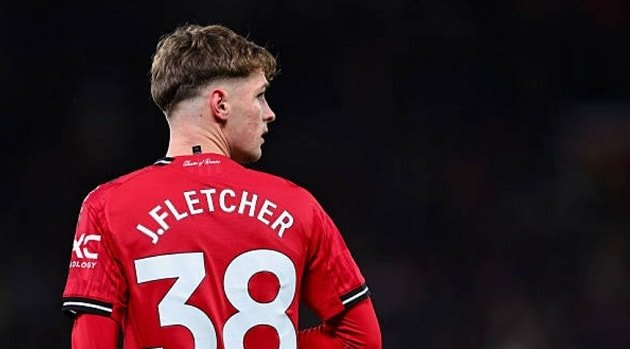 Ảnh bài viết Lộ diện 10 thần đồng giúp Man Utd không cần mua thêm tiền vệ