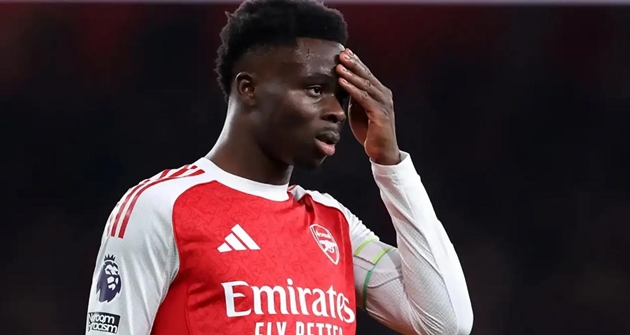 Bukayo Saka thất vọng với trận hòa Wolves.