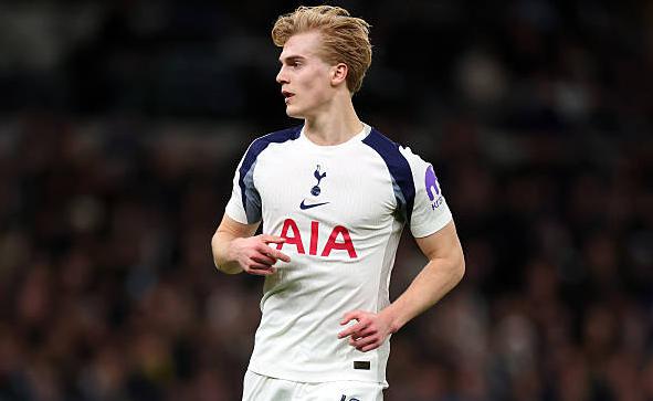 Lucas Bergvall nằm trong tầm ngắm của Liverpool.