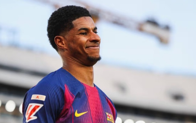 Rashford chơi tốt ở Barcelona.