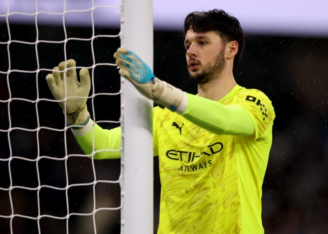 Ảnh bài viết Vì sao James Trafford từ chối Newcastle để chọn Aston Villa?