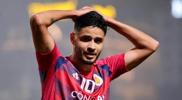 Ảnh bài viết Nhận thẻ đỏ cúp C2 châu Á, Leo Artur vẫn được đá V.League