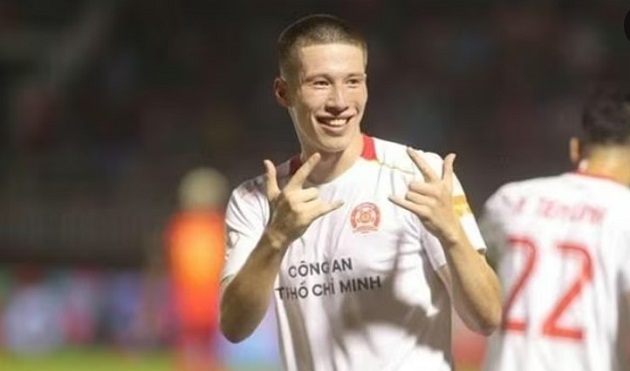 Lee Williams là chân sút mà ông Kim Sang Sik có thể tận dụng.