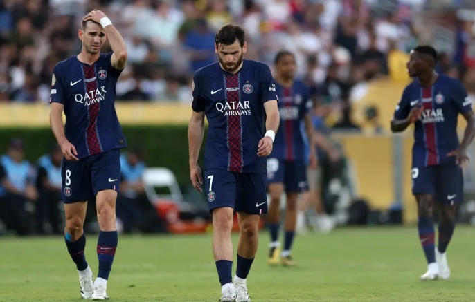 PSG đang phải gi&agrave;nh giật từng điểm số để t&igrave;m c&aacute;ch bảo vệ ng&ocirc;i vương Ligue 1.