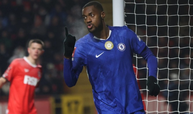 Ảnh bài viết Nghịch lý Tosin Adarabioyo tại Chelsea trước màn chạm trán Burnley