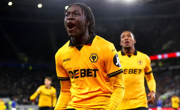 Sao mai 18 tuổi l&agrave; mục ti&ecirc;u của cả MU v&agrave; Liverpool.