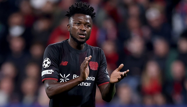 Tapsoba nằm trong tầm ngắm ban l&atilde;nh đạo Man United.