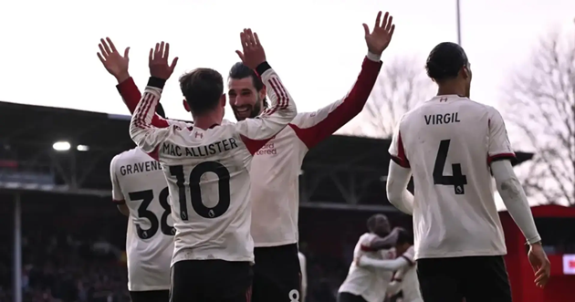 Liverpool thắng trận nhờ pha lập công phút bù giờ của Mac Allister.