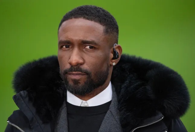  Defoe tin Spurs sẽ trụ hạng.