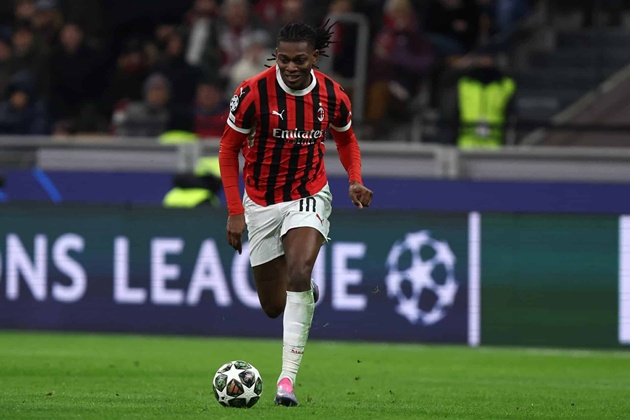 Ng&ocirc;i sao Bồ Đ&agrave;o Nha c&oacute; thể ph&aacute;t triển hơn nữa nếu rời Milan.