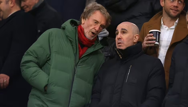 Sir Jim Ratcliffe kh&ocirc;ng bị FA phạt v&igrave; ph&aacute;t ng&ocirc;n g&acirc;y tranh c&atilde;i.