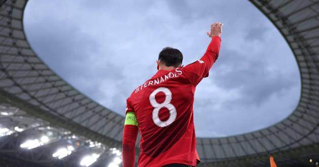 Bruno xứng danh huyền thoại Quỷ đỏ.