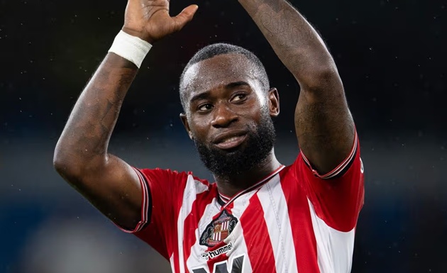 Liverpool phải chi đậm để mua Lutsharel Geertruida.