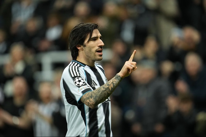 Tonali đang được nhiều &ocirc;ng lớn nhắm đến.