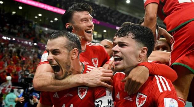 Bale l&agrave; c&aacute;i t&ecirc;n lớn nhất của b&oacute;ng đ&aacute; xứ Wales những năm gần đ&acirc;y.