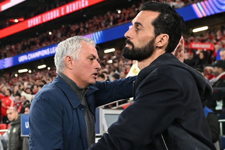 Arbeloa chịu sức &eacute;p trước thềm m&agrave;n t&aacute;i ngộ Mourinho. 