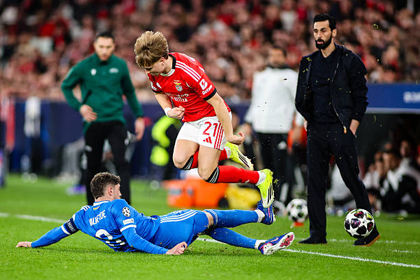 D&ugrave; đối diện với nhiều nghi vấn, Real Madrid vẫn được đ&aacute;nh gi&aacute; sẽ vượt qua Benfica ở m&agrave;n so t&agrave;i n&agrave;y.